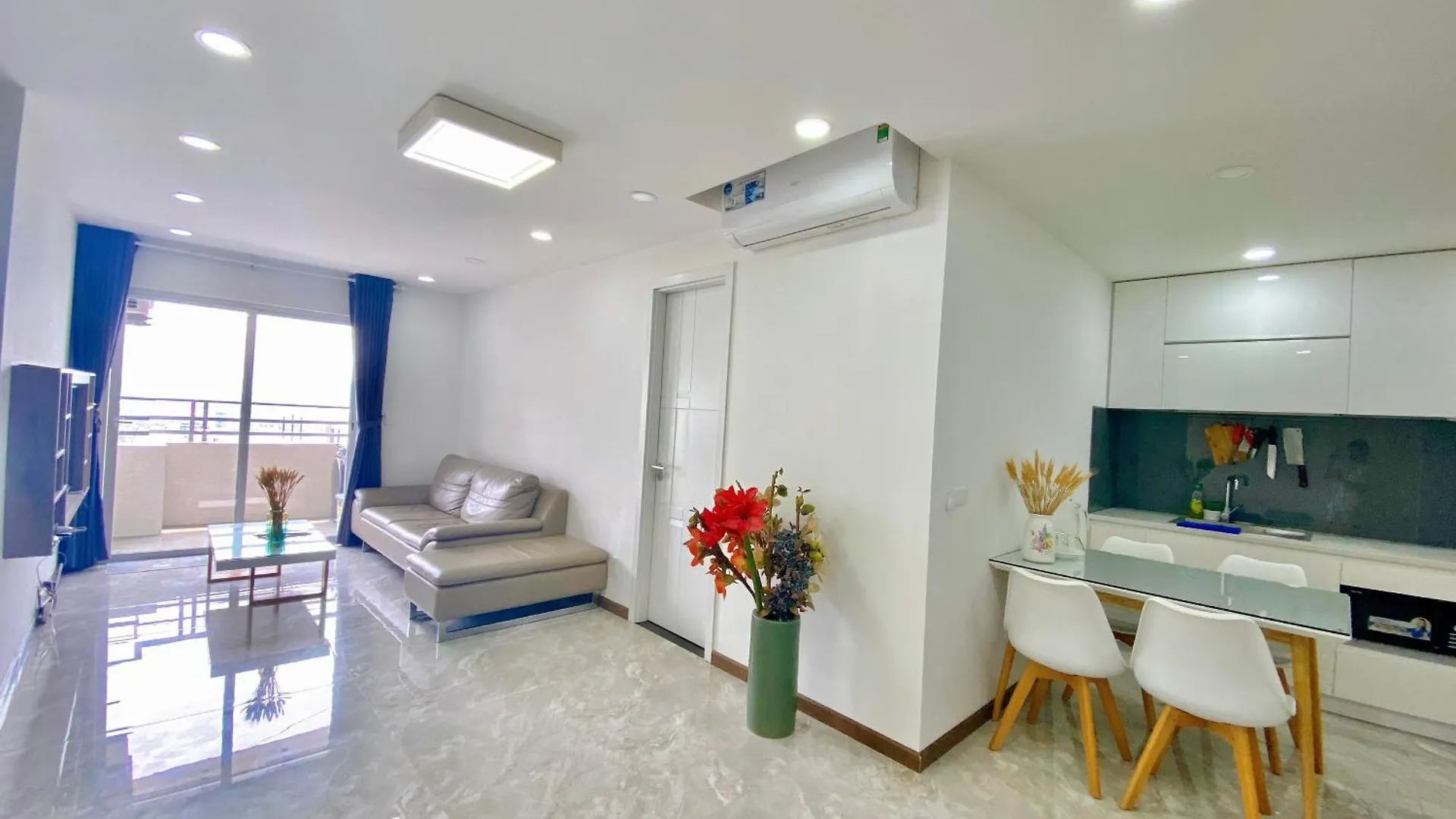Muong Thanh Luxury Apartment Seaview Da Nang Vietnam