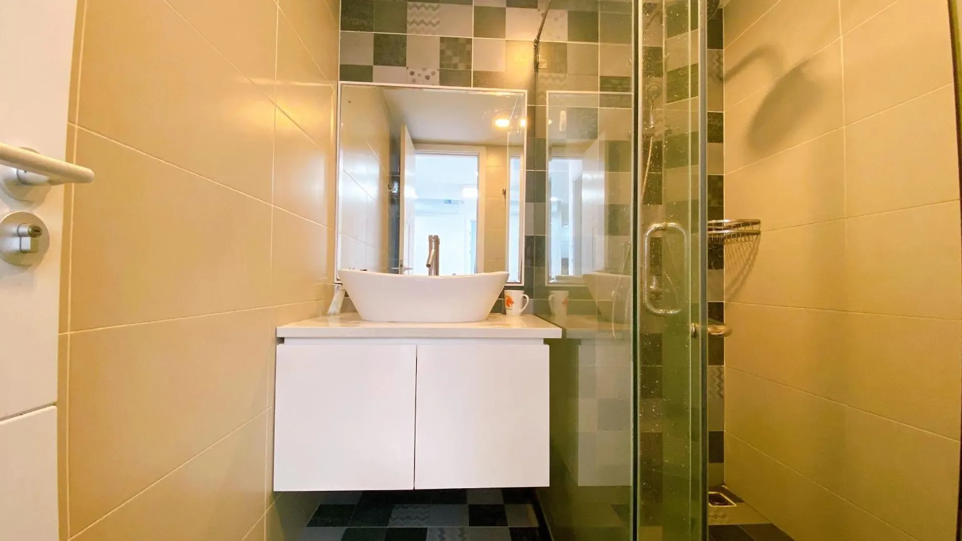 Muong Thanh Luxury Apartment Seaview Da Nang Vietnam